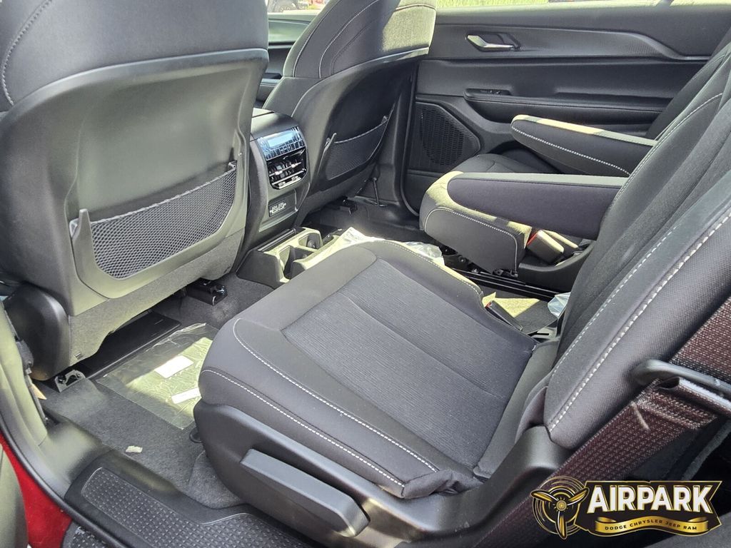 New 2025 Velvet Red Pearlcoat Jeep Laredo image 8