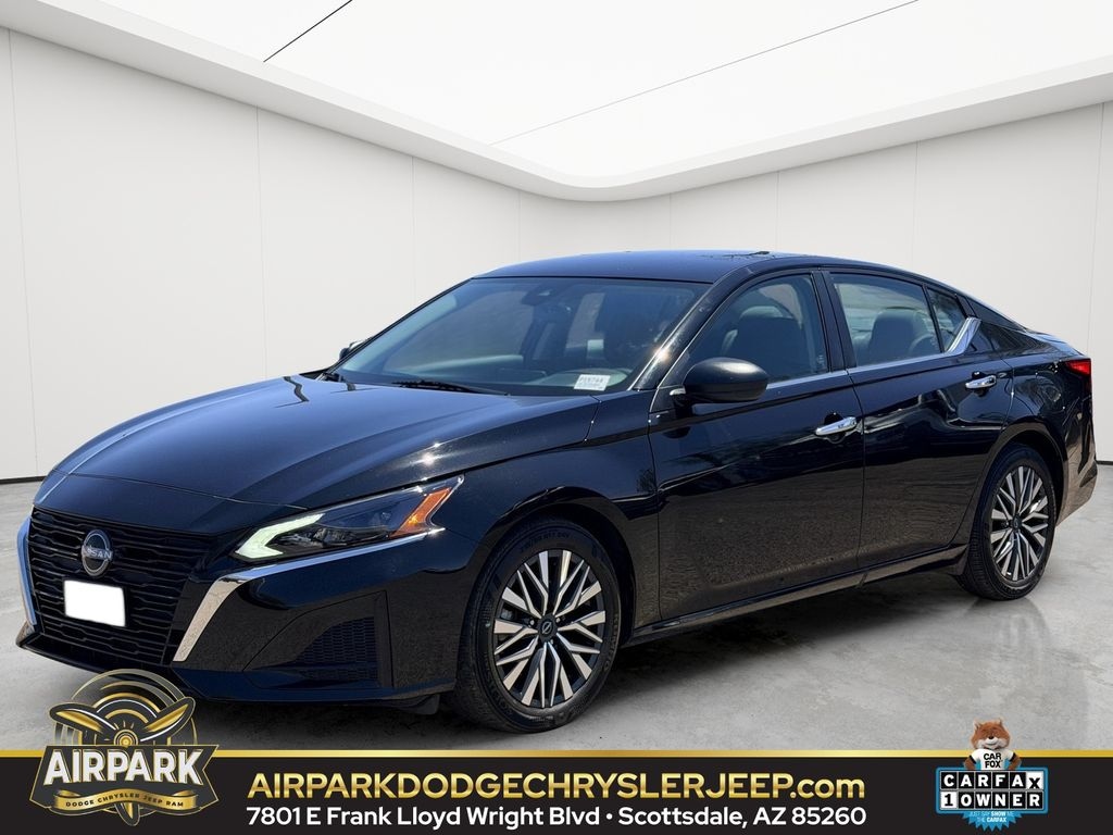 Used 2025 Nissan Altima 2.5 SV Sedan