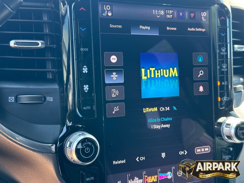 New 2025 Diamond Black Crystal Pearlcoat Ram Laramie image 18