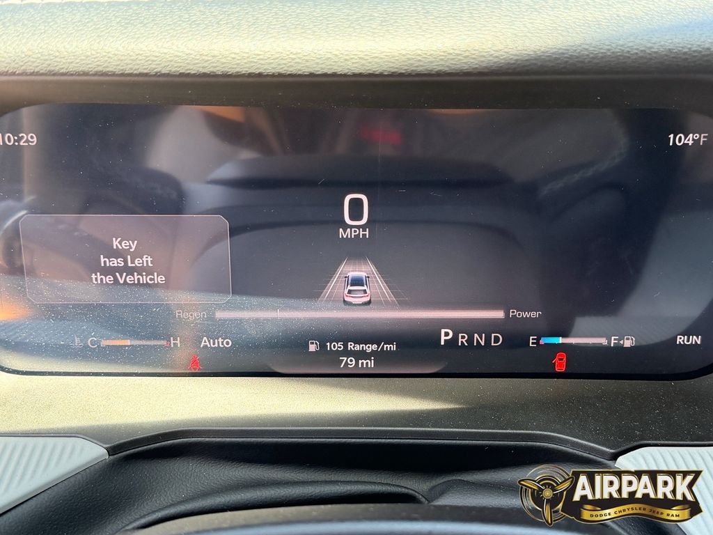 New 2026 Diamond Black Crystal Pearlcoat Jeep Laredo/Limited image 23