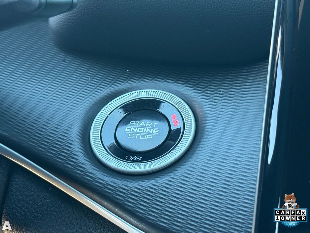 Used 2025 Baltic Gray Metallic Clearcoat Jeep Laredo image 25