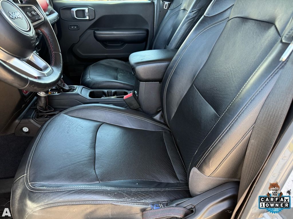 Used 2019 Sting-Gray Clearcoat Jeep Unlimited Rubicon image 12