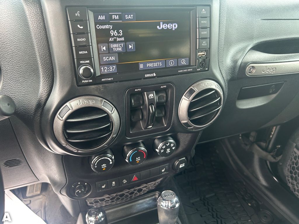 Used 2018 Black Clearcoat Jeep Unlimited Sport image 21