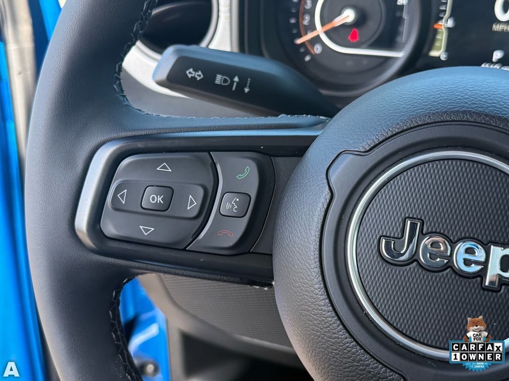 Used 2025 Hydro Blue Pearl Coat Jeep Sport S image 16