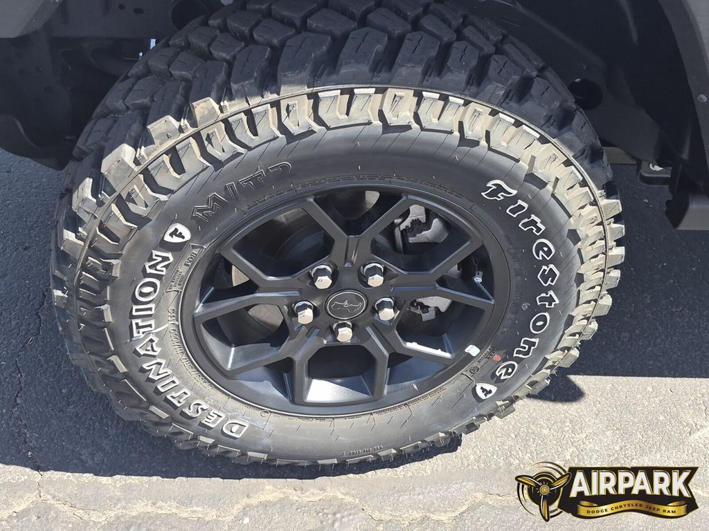 New 2025 Granite Crystal Jeep Sport image 10
