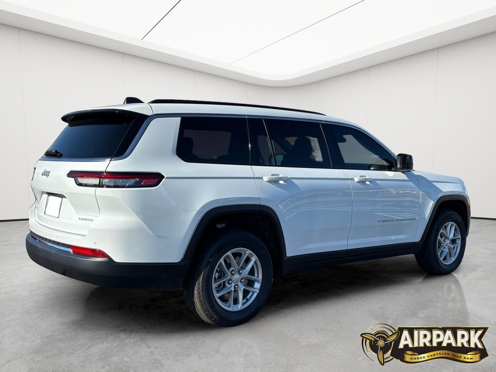 New 2025 Bright White Jeep Laredo image 4