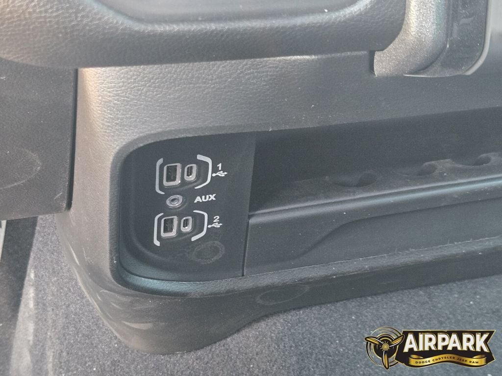 New 2026 Silver Zynith Ram Tradesman image 21