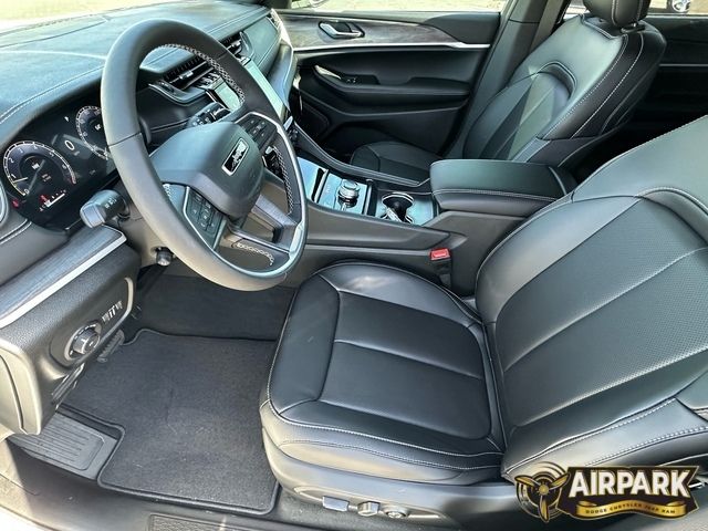 New 2025 Silver Zynith Jeep Limited image 15