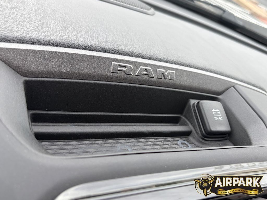 New 2026 Diamond Black Crystal Pearlcoat Ram Tradesman image 22