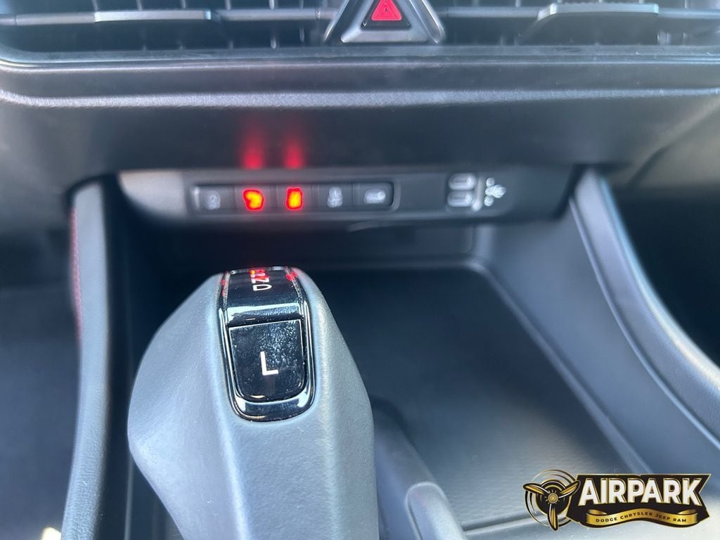 New 2026 Diamond Black Crystal Pearlcoat Dodge Scat Pack image 23