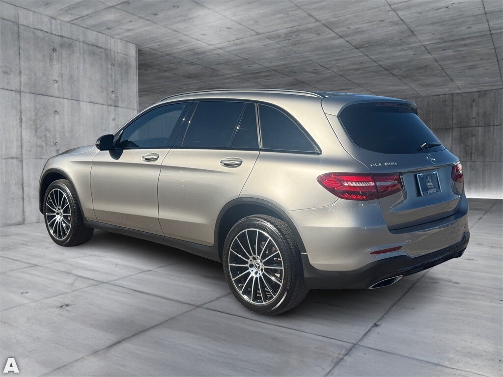 2019 Mercedes Benz GLC 300 photo 3