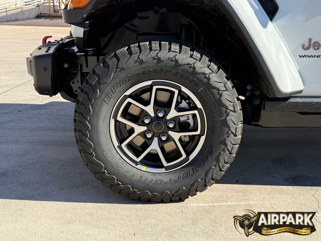New 2026 Bright White Jeep Rubicon image 10