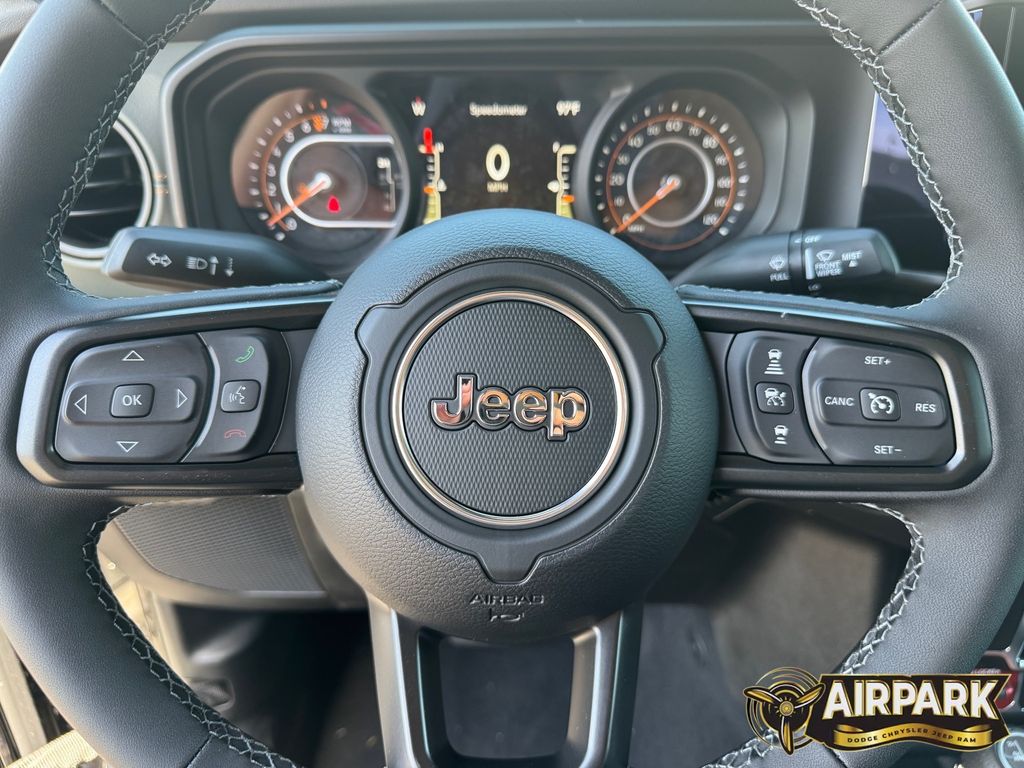 New 2026 Black Jeep Mojave image 19