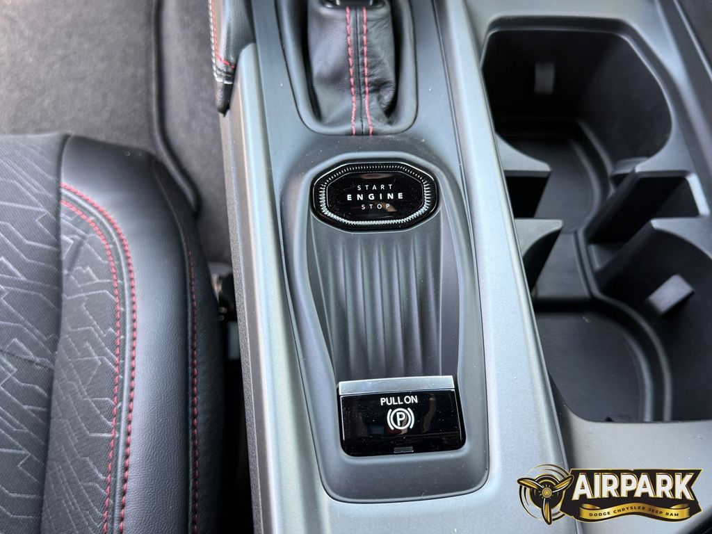 New 2026 Diamond Black Crystal Pearlcoat Dodge Scat Pack image 19