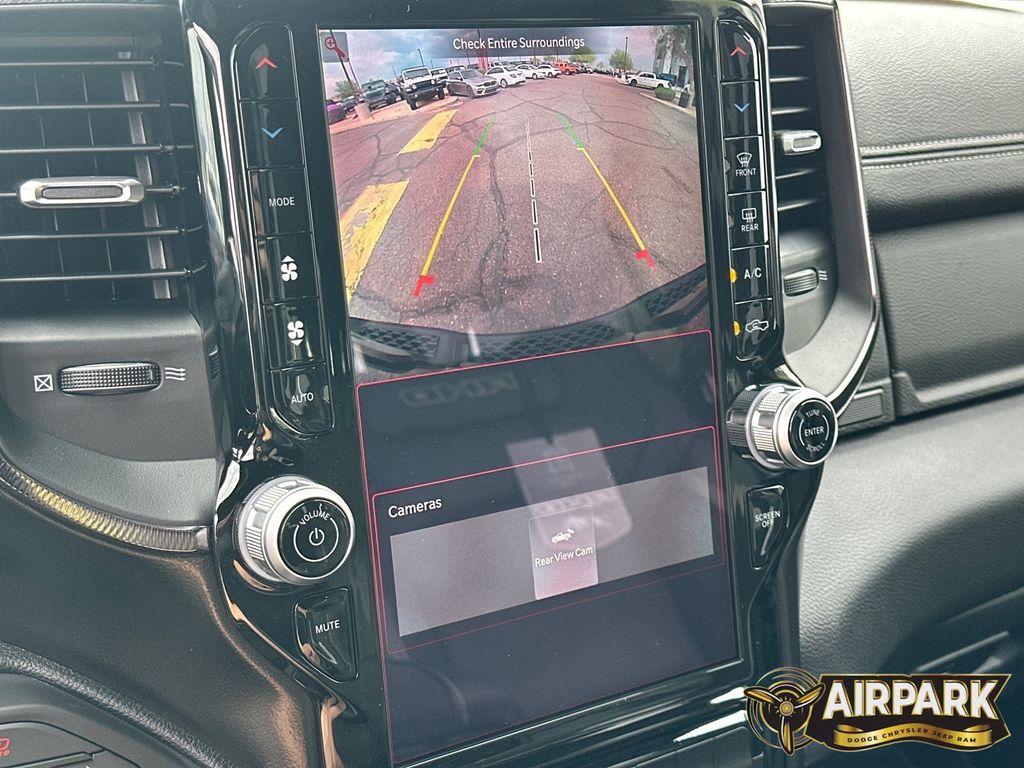 New 2026 Diamond Black Crystal Pearlcoat Ram RHO image 20