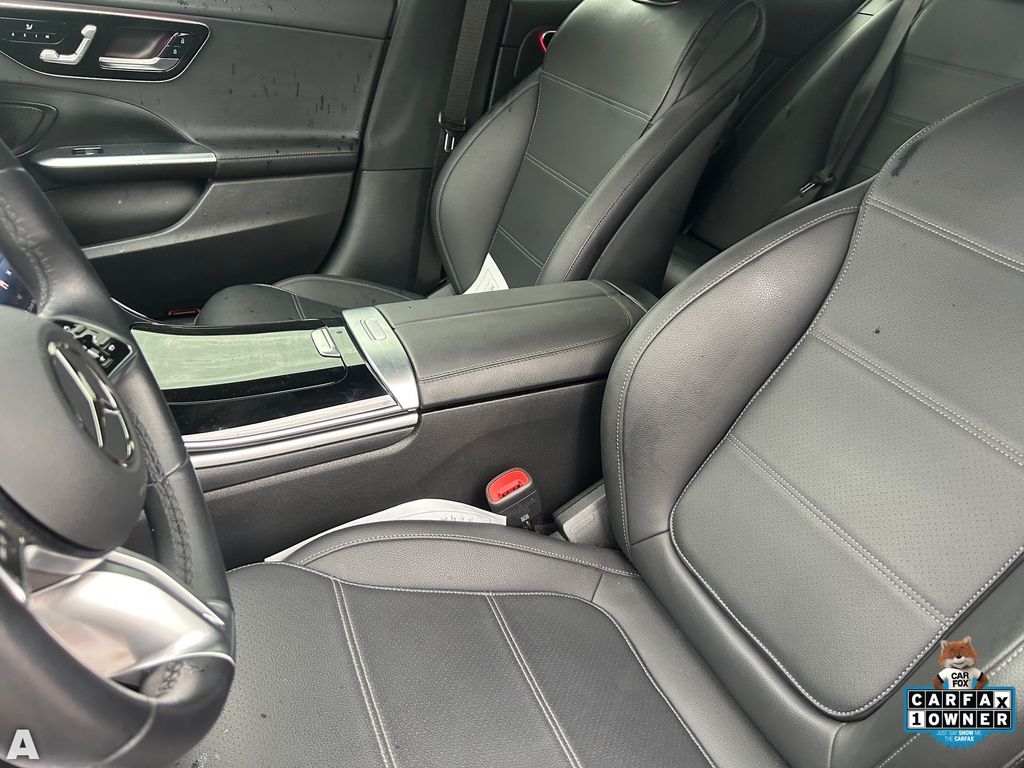 Used 2025 Black Mercedes-Benz C 300 image 18