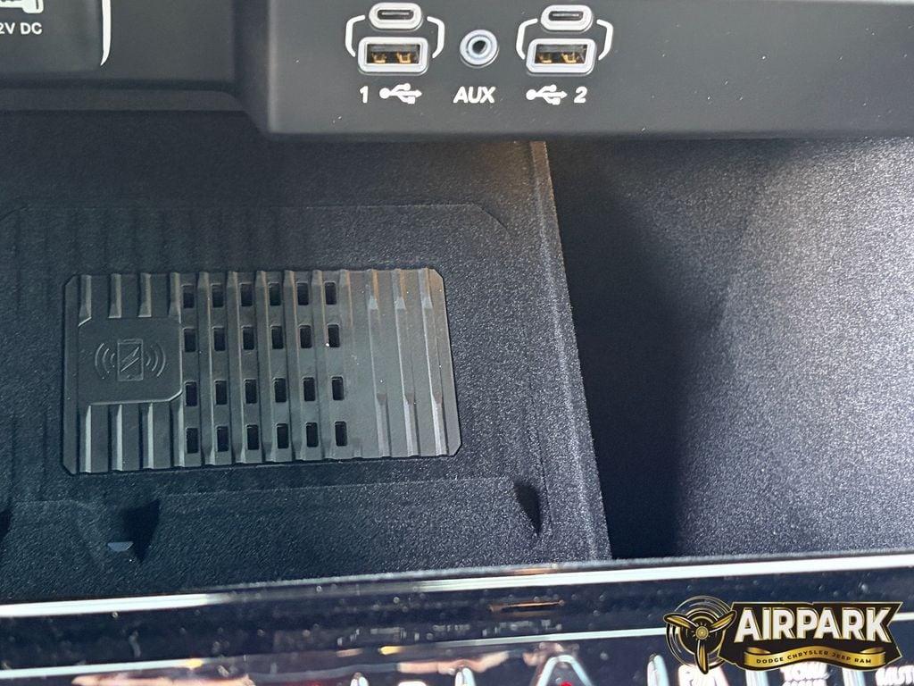 New 2026 Bright White Jeep Base image 30