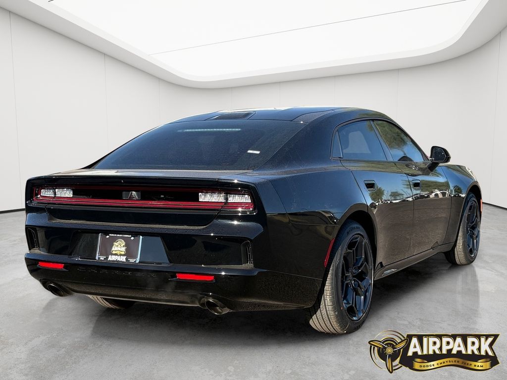 New 2026 Diamond Black Crystal Pearlcoat Dodge R/T image 4