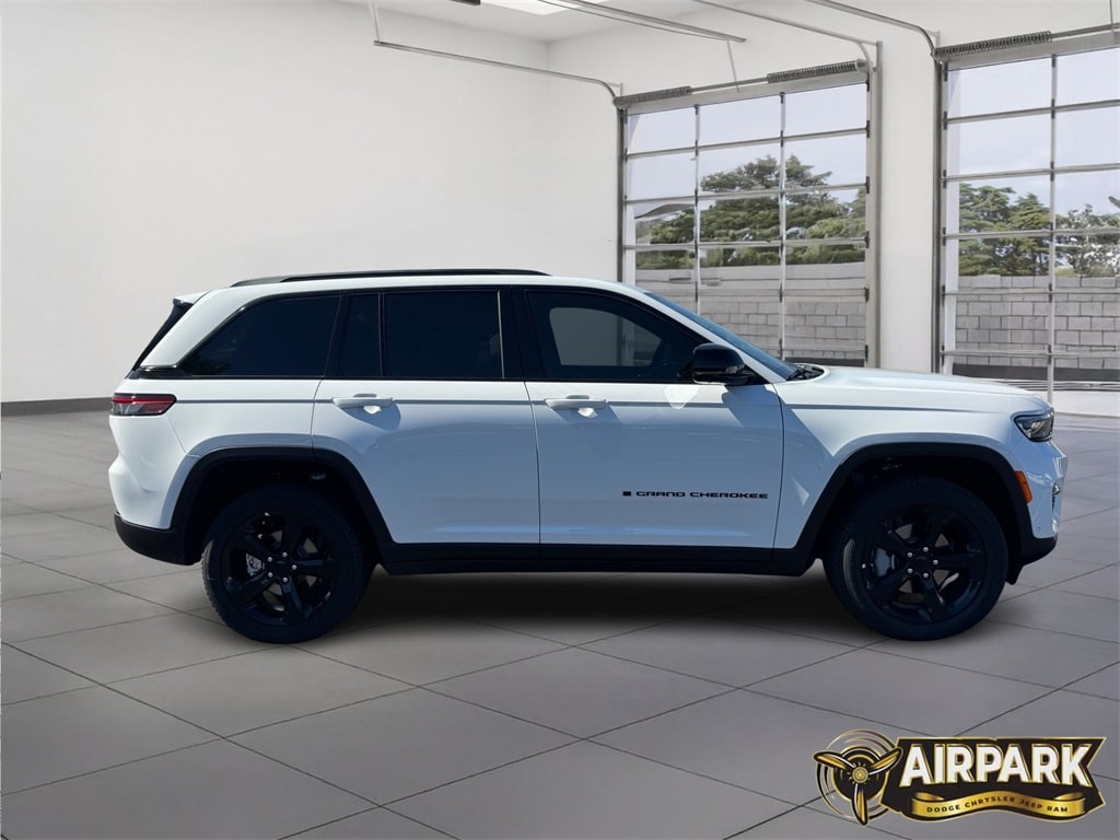 New 2025 Jeep Grand Cherokee Limited Sport Utility