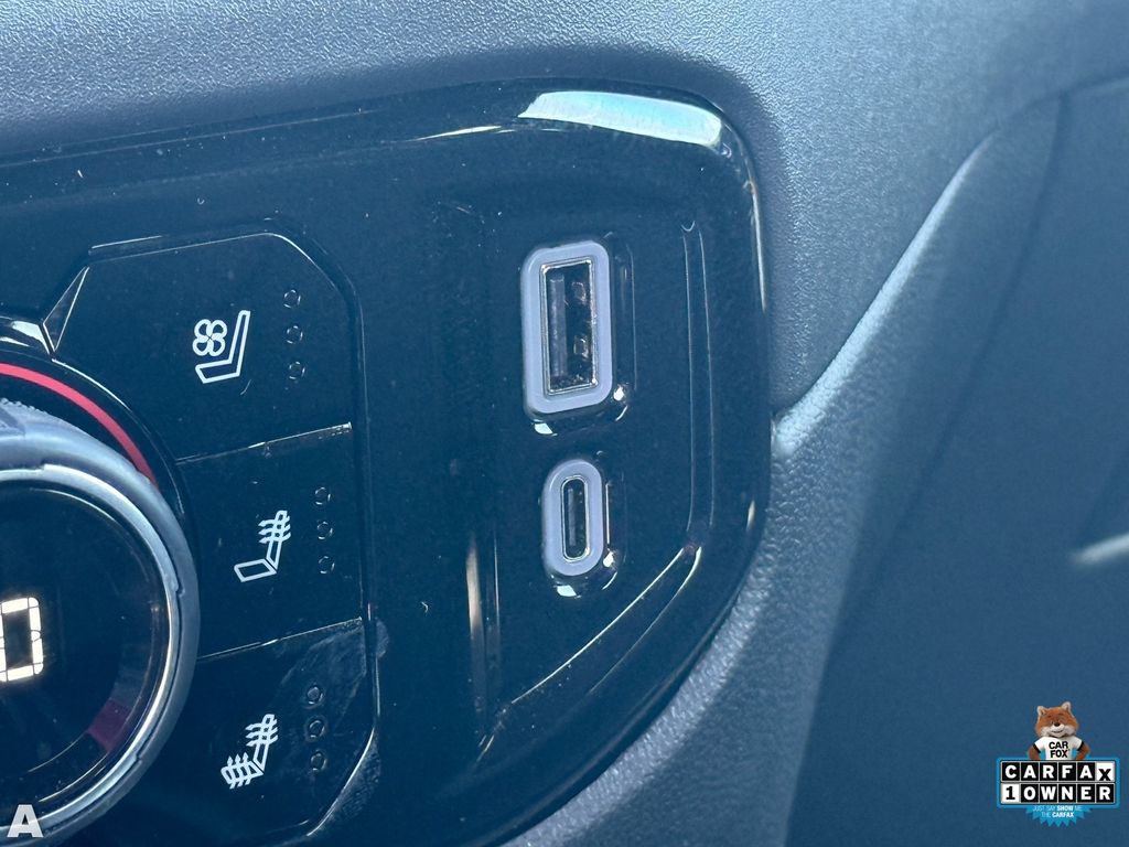 Used 2025 Black Chevrolet High Country image 22