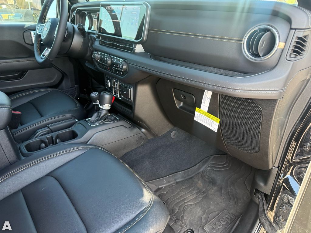 Used 2025 Black Clearcoat Jeep Sahara image 29