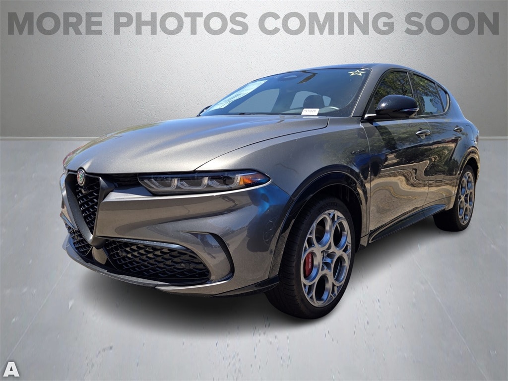 Used 2024 Alfa Romeo Tonale Veloce with VIN ZASPATDW4R3049682 for sale in Scottsdale, AZ