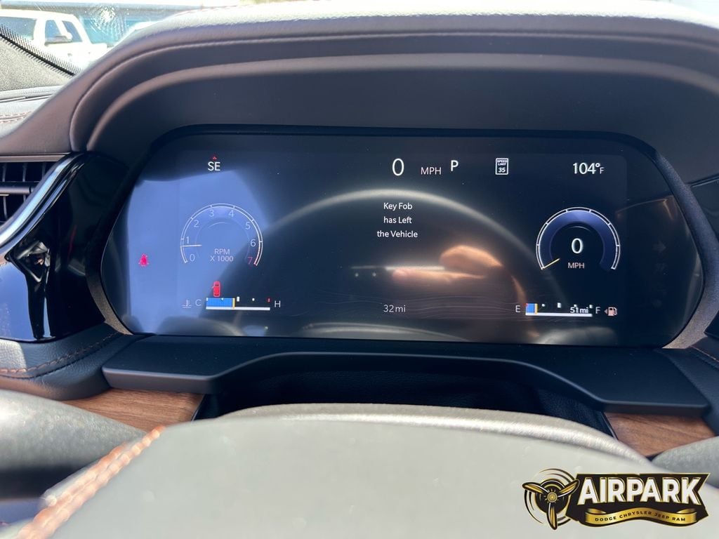 New 2025 Diamond Black Crystal Pearlcoat Jeep Summit image 18