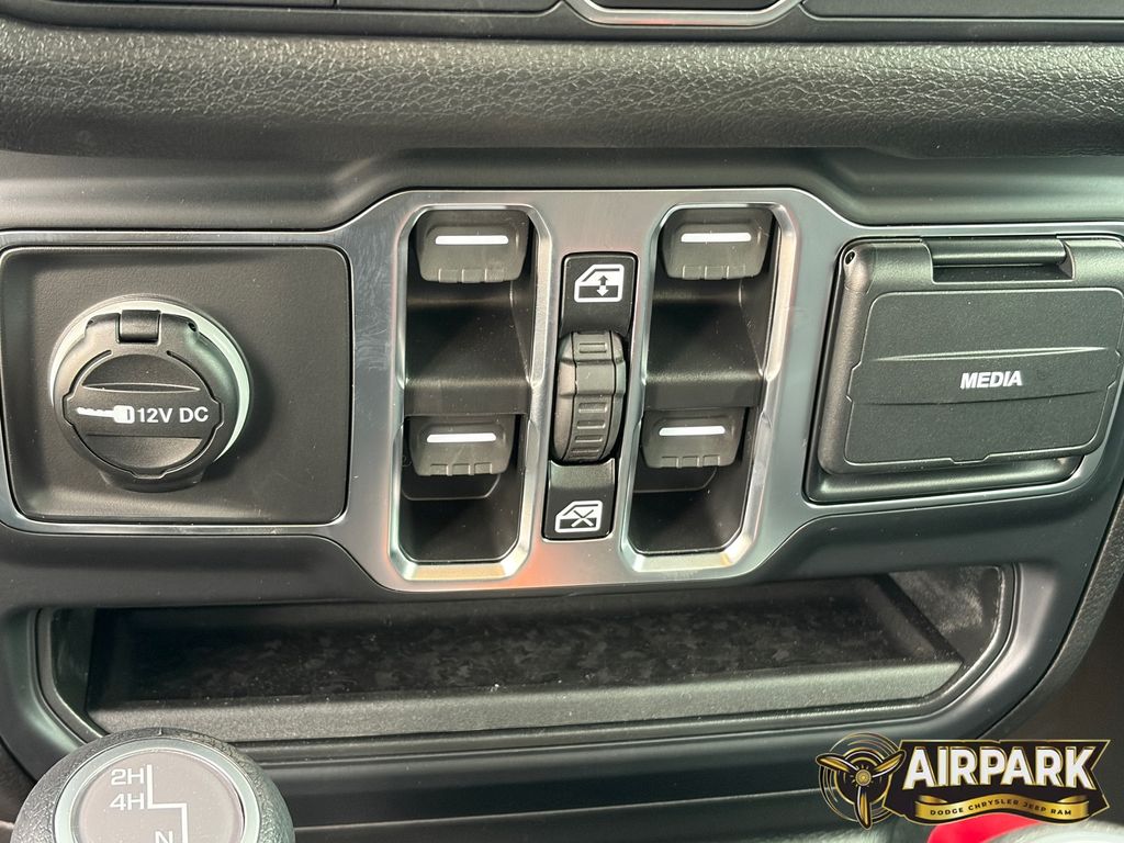 New 2026 Hydro Blue Pearlcoat Jeep Sport image 26