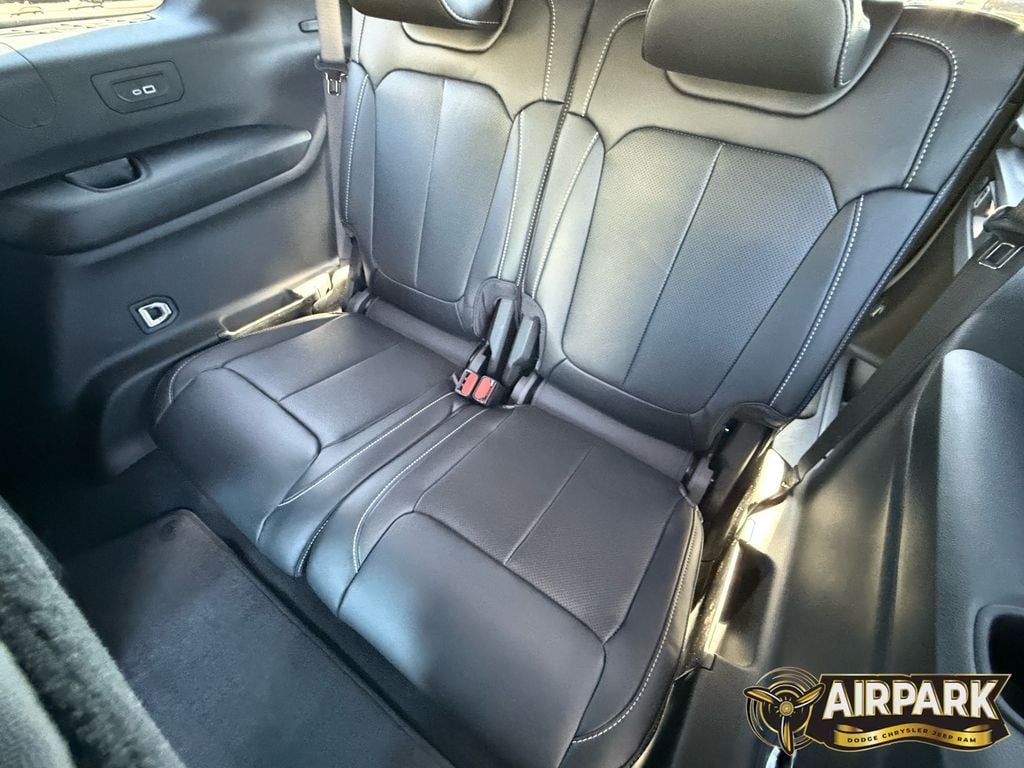 Used 2025 Silver Zynith Jeep Limited image 20