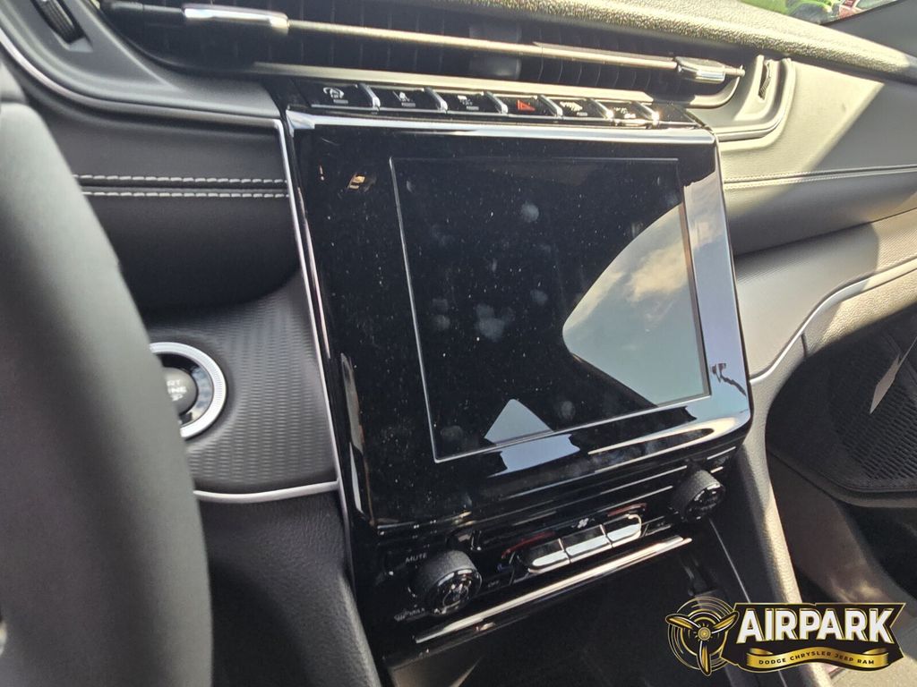 New 2025 Velvet Red Pearlcoat Jeep Laredo image 14