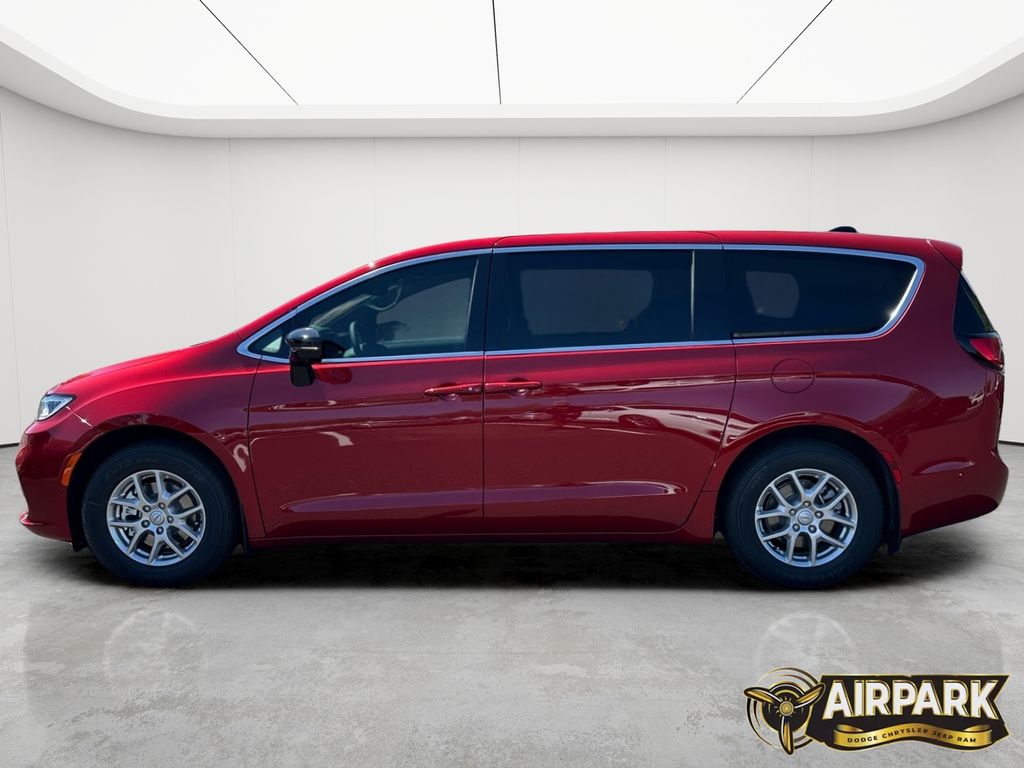 2025 Chrysler Pacifica Select - Photo 8