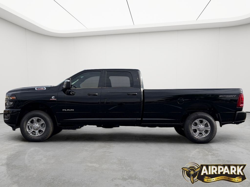 New 2026 Diamond Black Crystal Pearlcoat Ram Big Horn image 8