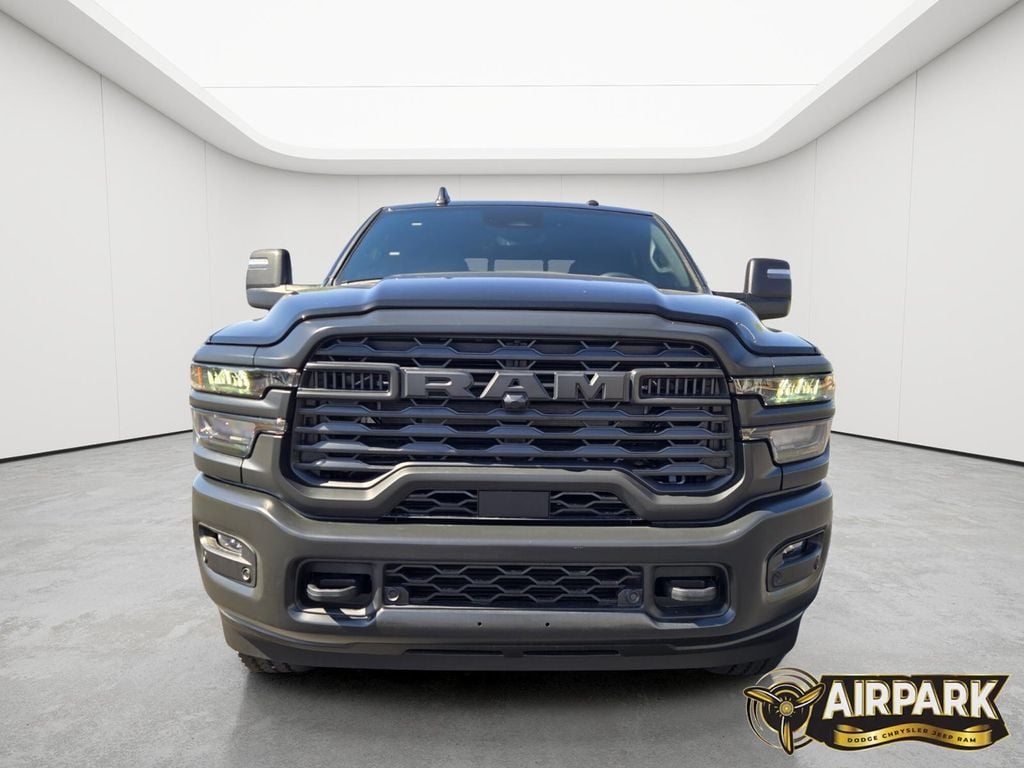 New 2025 Diamond Black Crystal Pearlcoat Ram Tradesman image 5