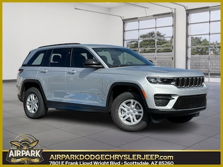2025 Jeep Grand Cherokee Laredo Sport Utility