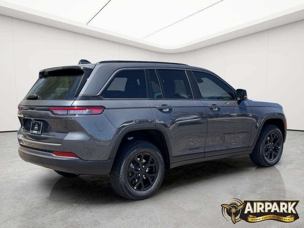 New 2026 Baltic Gray Jeep Laredo image 4