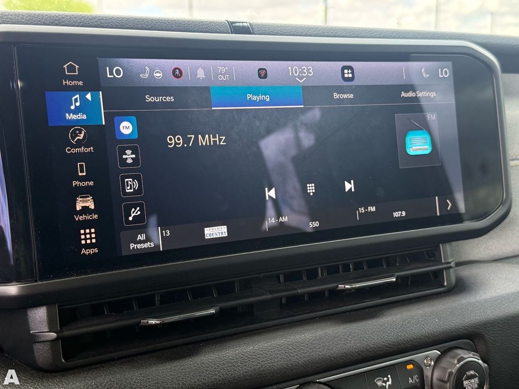 Used 2025 Granite Crystal Metallic Clearcoat Jeep Willys image 20