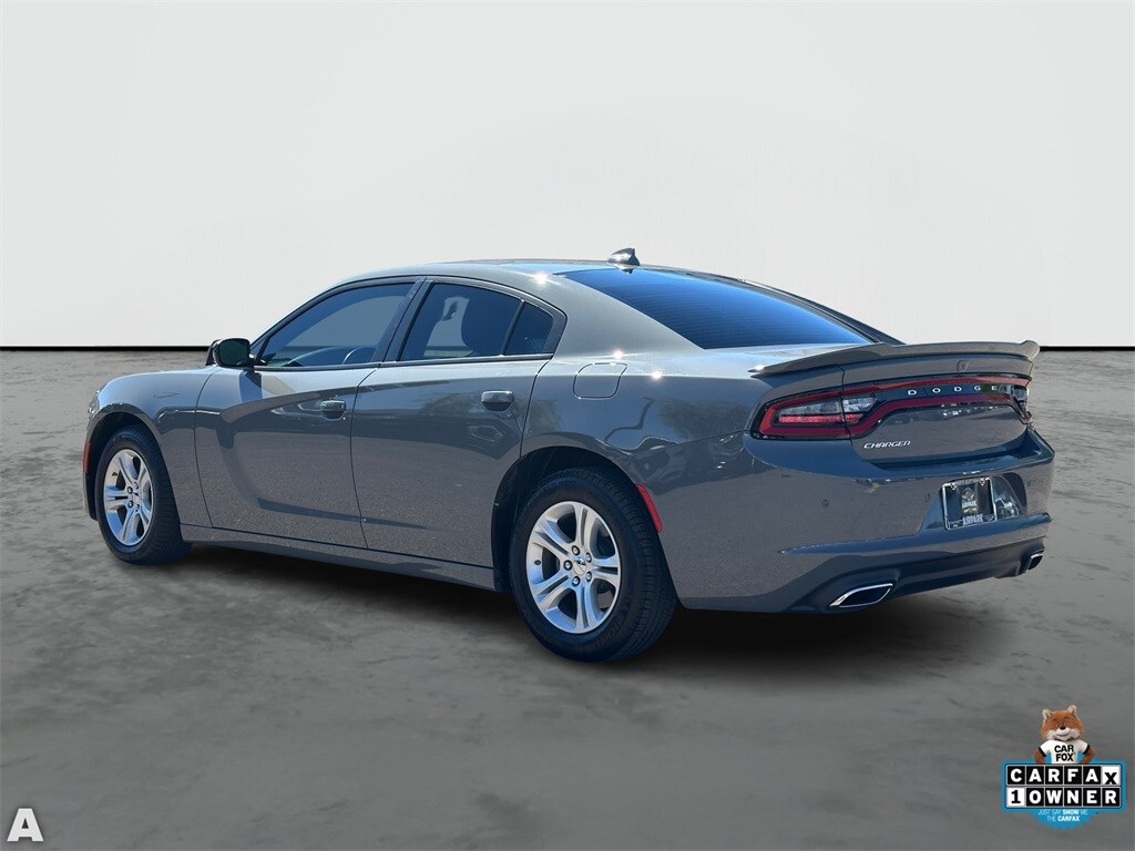 2023 Dodge Charger SXT photo 4