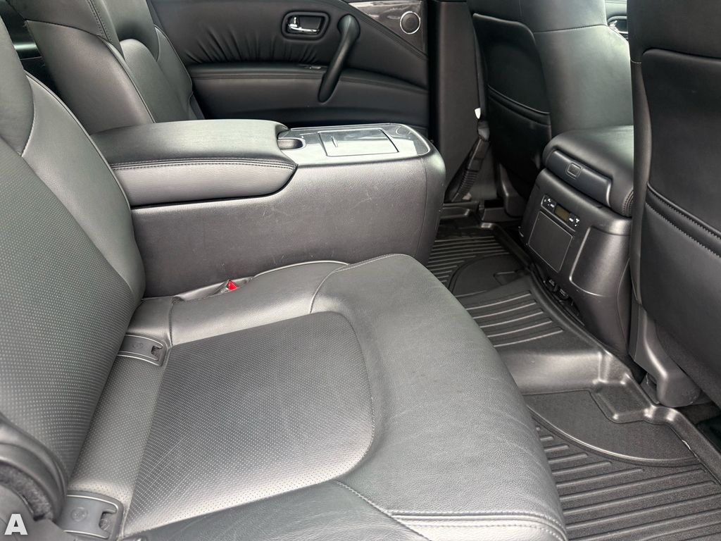 Used 2022 Aspen White Tricoat Nissan SL image 29