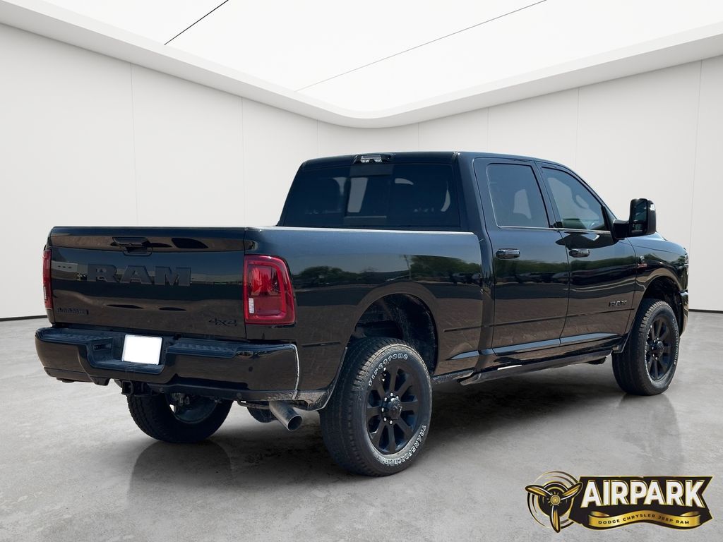 New 2026 Diamond Black Crystal Pearlcoat Ram Laramie image 4