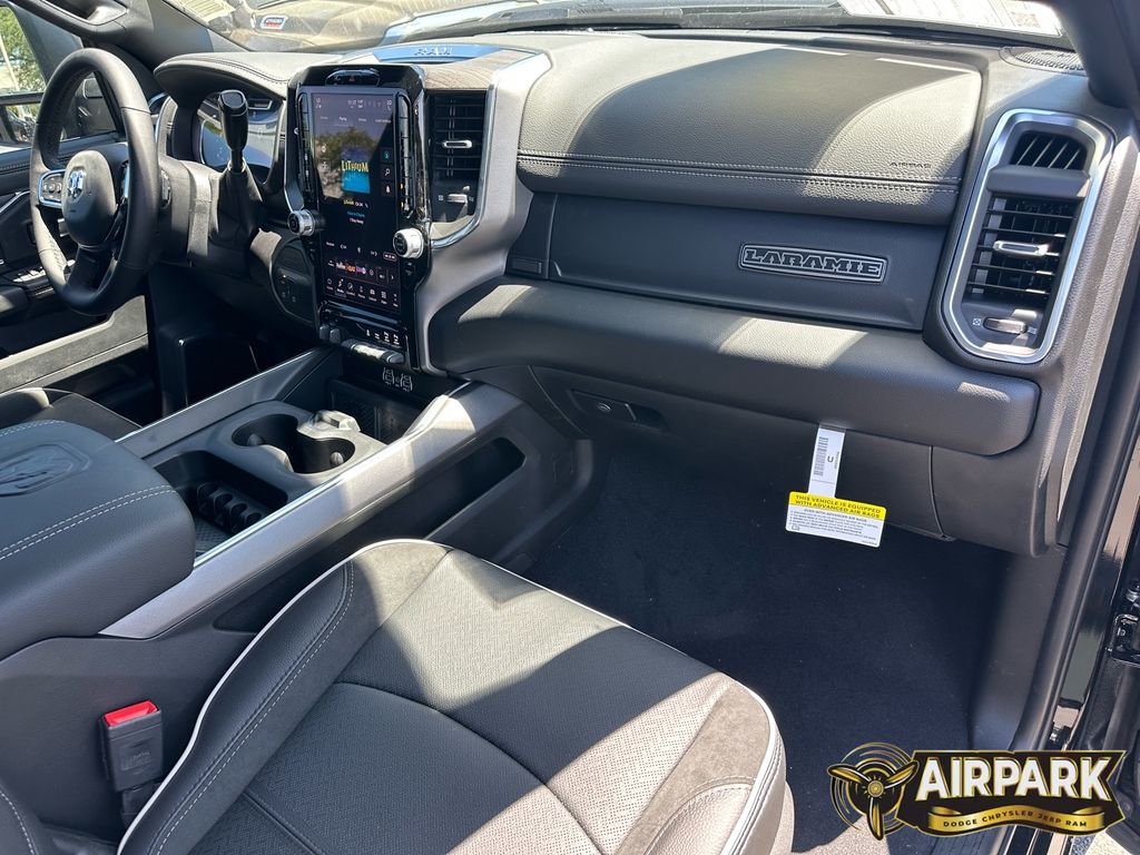 New 2025 Diamond Black Crystal Pearlcoat Ram Laramie image 11