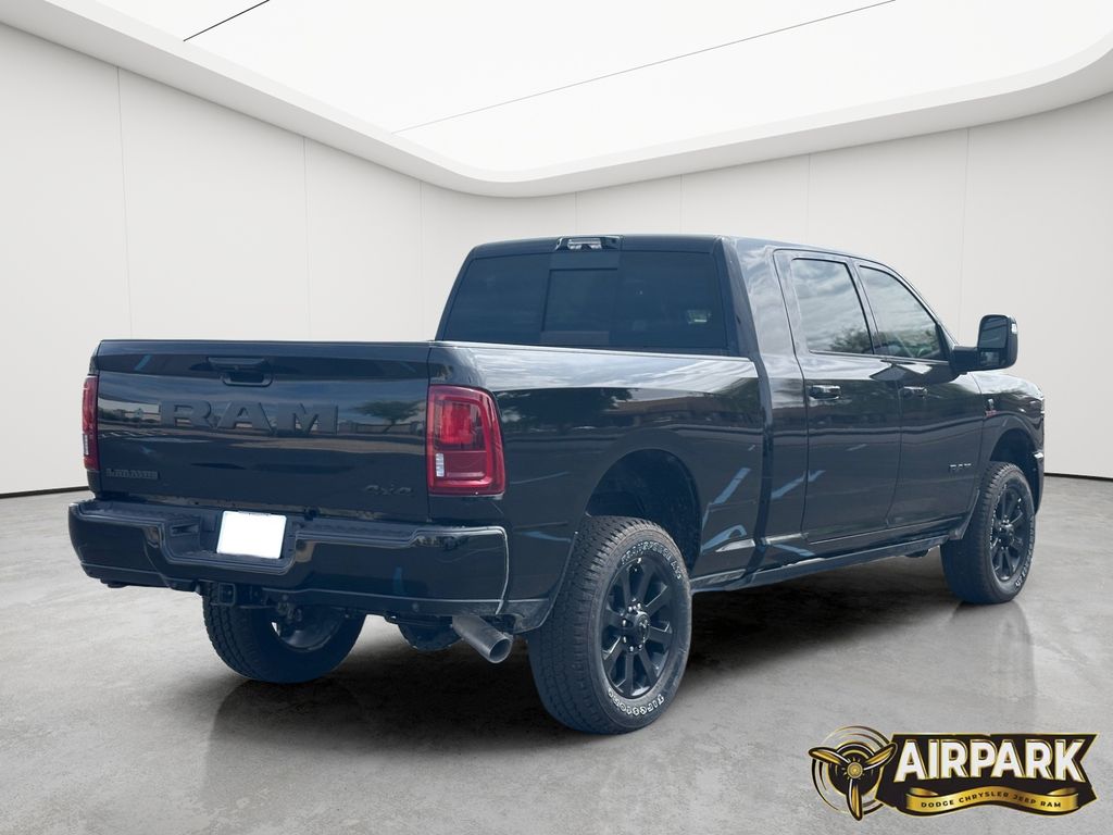 New 2026 Diamond Black Crystal Pearlcoat Ram Laramie image 4