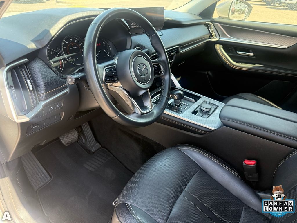 Used 2024 Platinum Mazda 3.3 Turbo Preferred Plus image 11