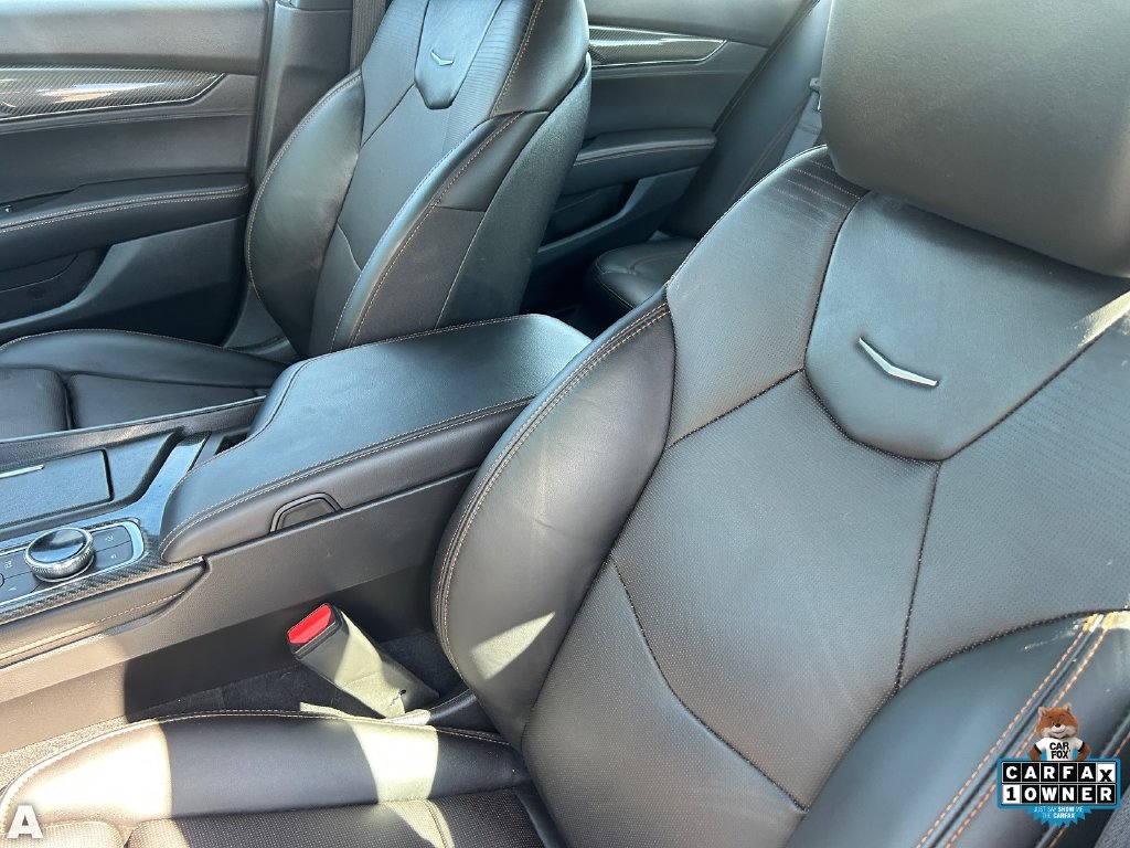 Used 2025 Coastal Blue Metallic Cadillac V-Series image 18