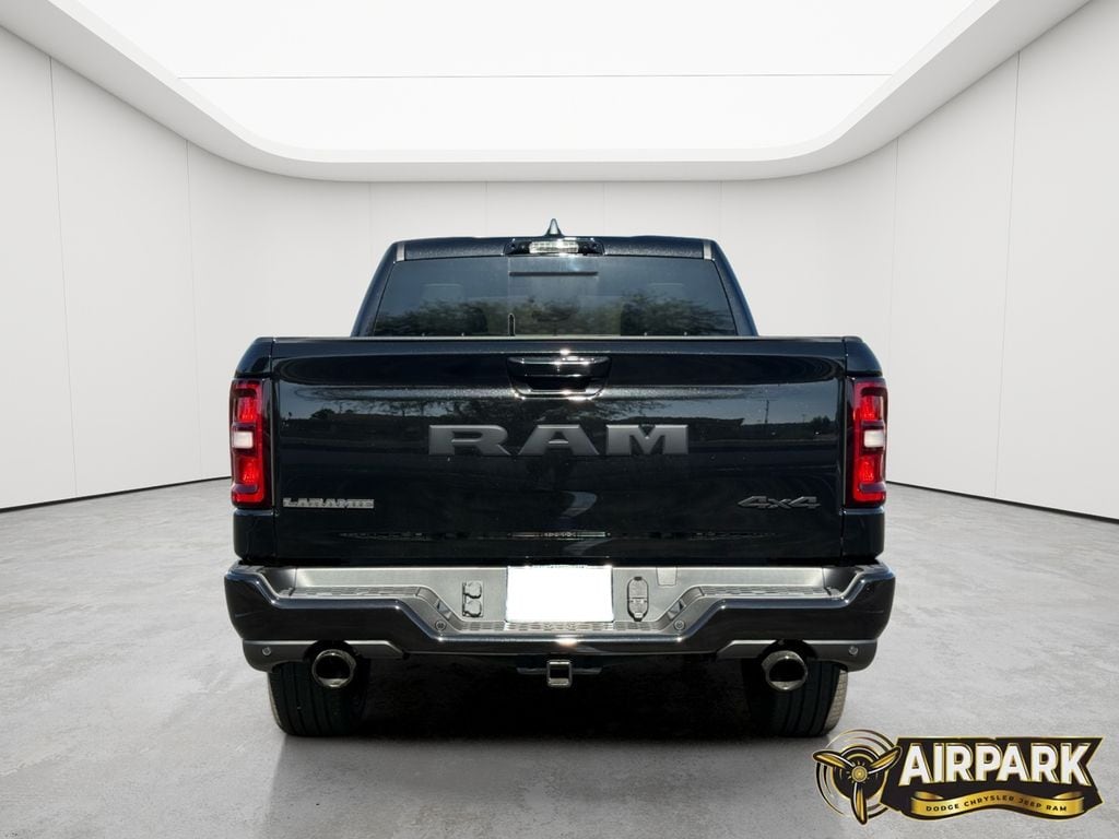 New 2026 Diamond Black Crystal Pearlcoat Ram Laramie image 5