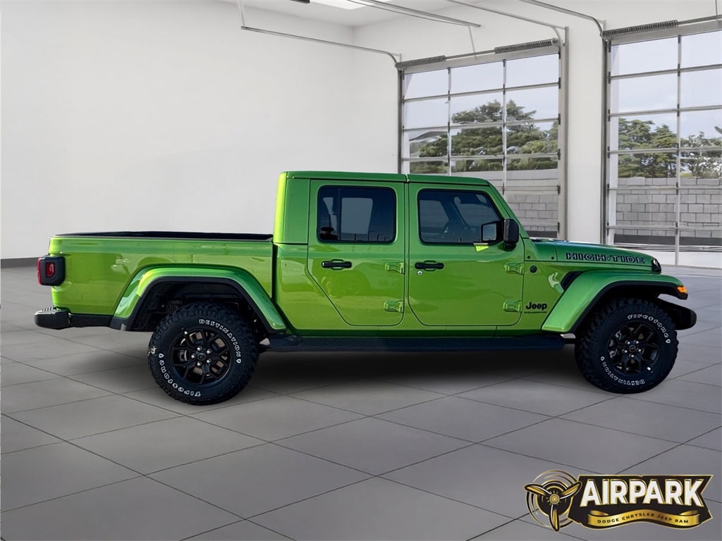 New 2025 Jeep Gladiator Sport Pickup