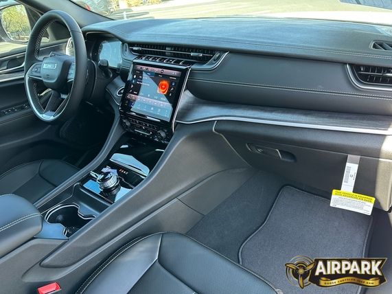 New 2025 Silver Zynith Jeep Limited image 11