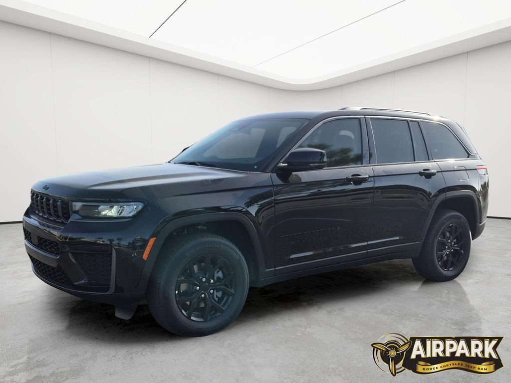 New 2026 Diamond Black Crystal Pearlcoat Jeep Laredo image 9
