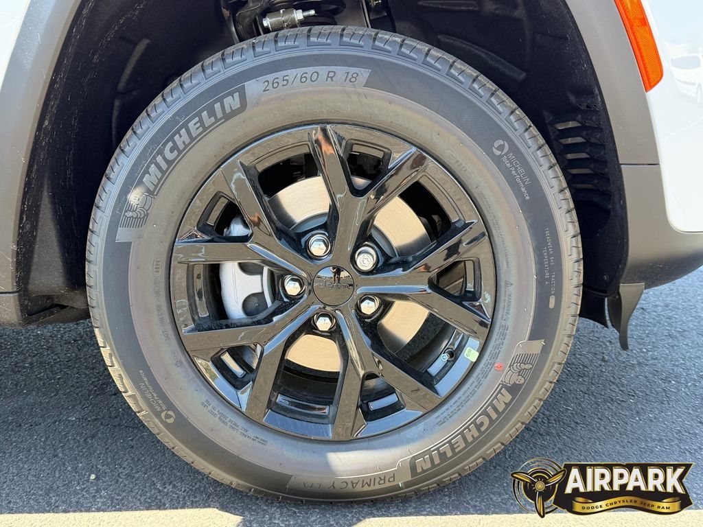 New 2026 Bright White Jeep Laredo image 10