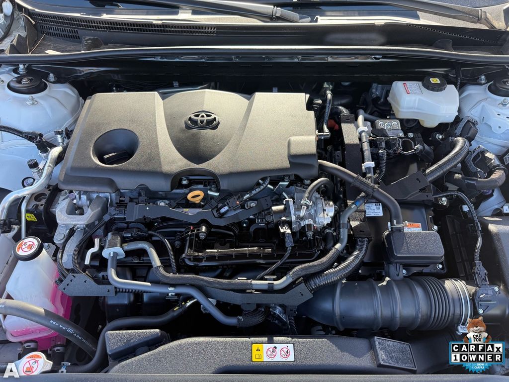 Used 2023 White Toyota LE image 31