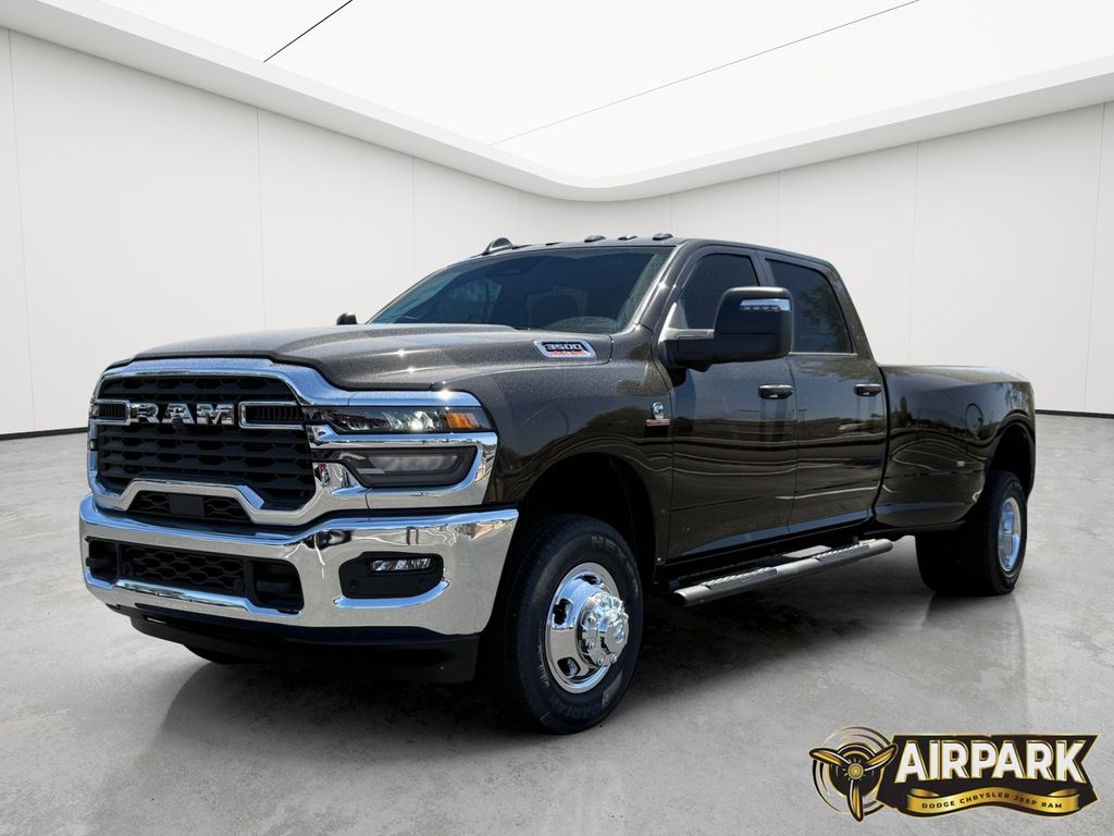 New 2026 Diamond Black Crystal Pearlcoat Ram Tradesman image 9